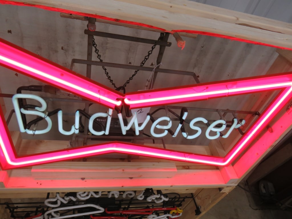 Neon Budweiser Lighted Bar Sign - 2