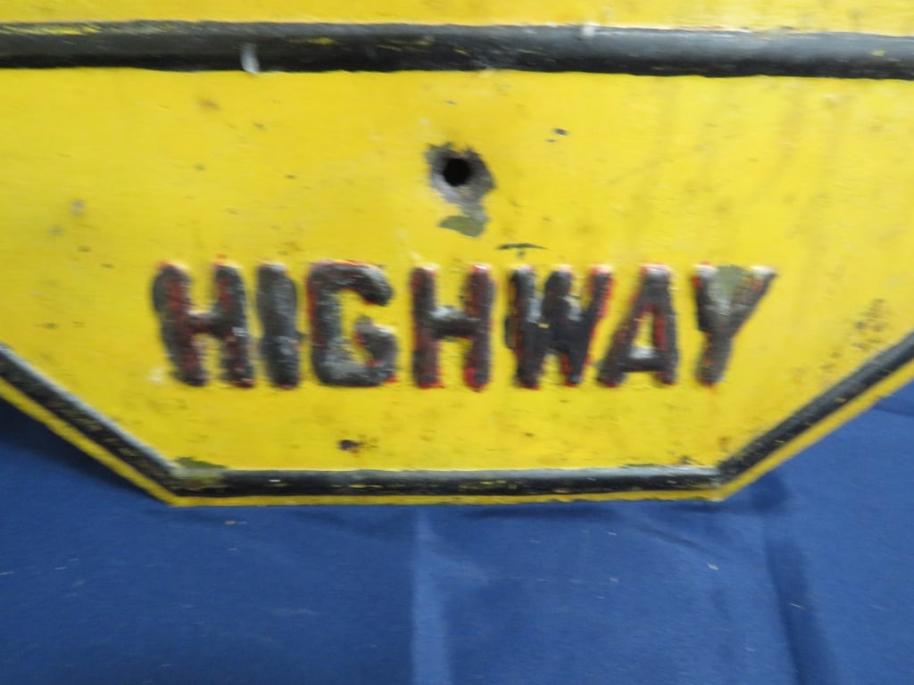 DS Highway STOP Sign - 4