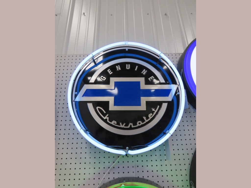 Neon Single band Genuine Chevrolet Sign: 24"