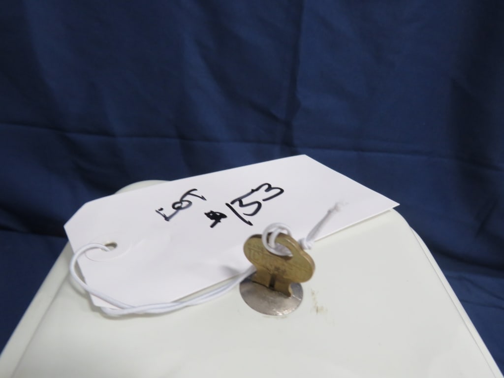 5? Porcelain Vending Machine - 2