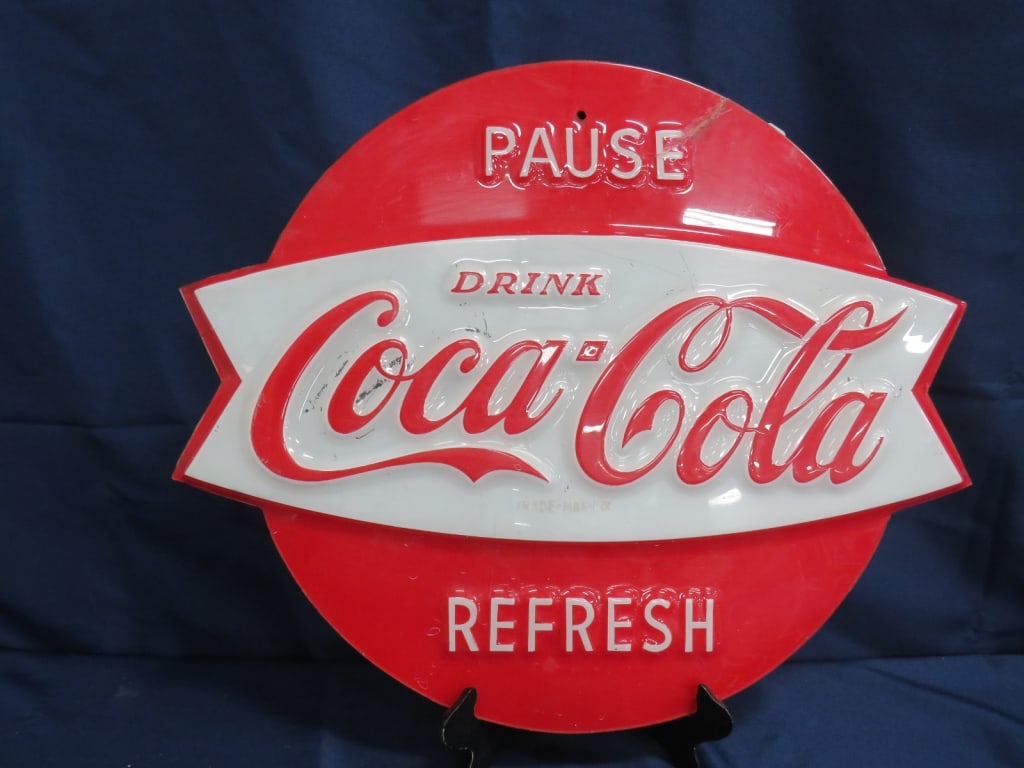 RARE Unusual Fishtail Coca-Cola? Sign: Acrylic, Possibly orig from 1940's, Pause/Refresh 3" crack at top R 18dia