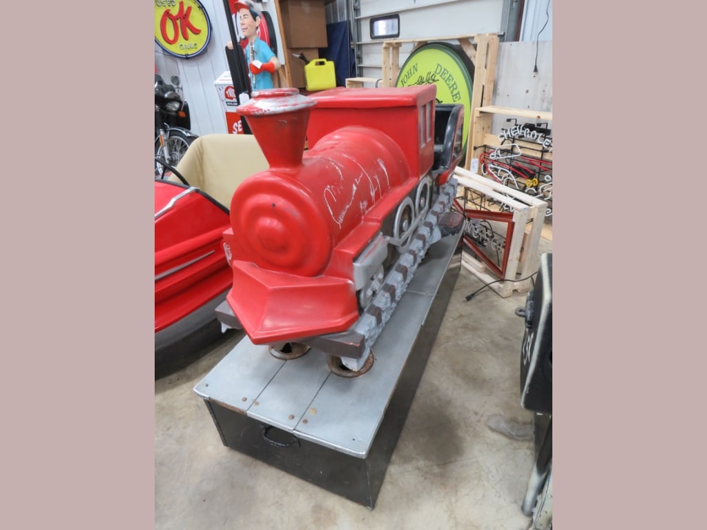 Coin-op Train Ride - 2