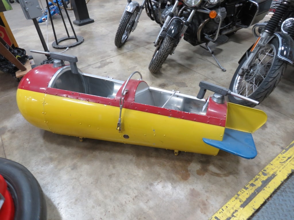 Amusement Park Spaceship Ride: 28 x 74 x 25 Back-to-back seats