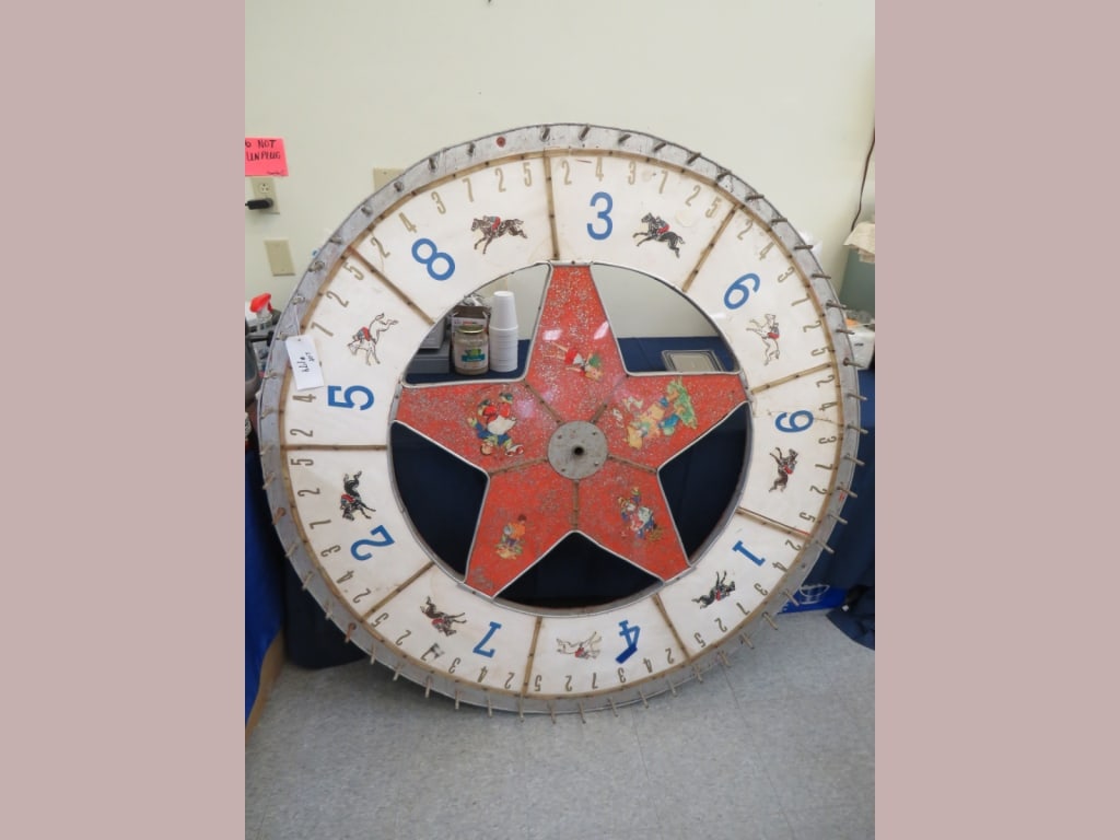 Antique Carnival Horse Racing Gambling Wheel: 59 x 5