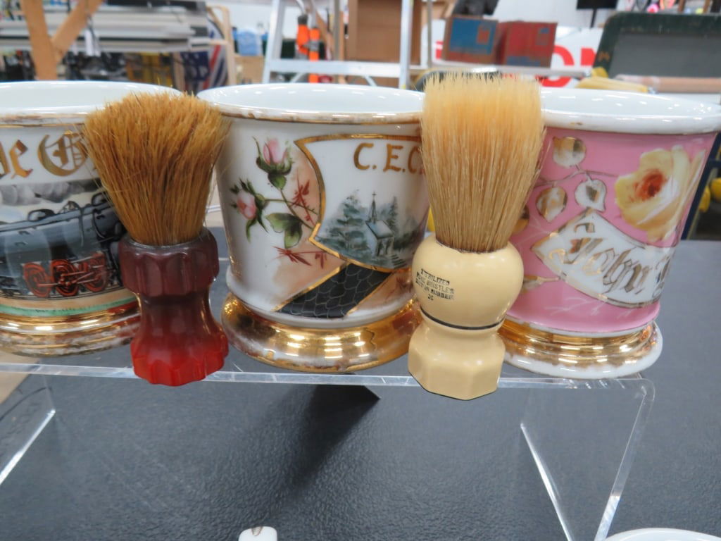 6-Shaving Mugs/6-Brushes - 4