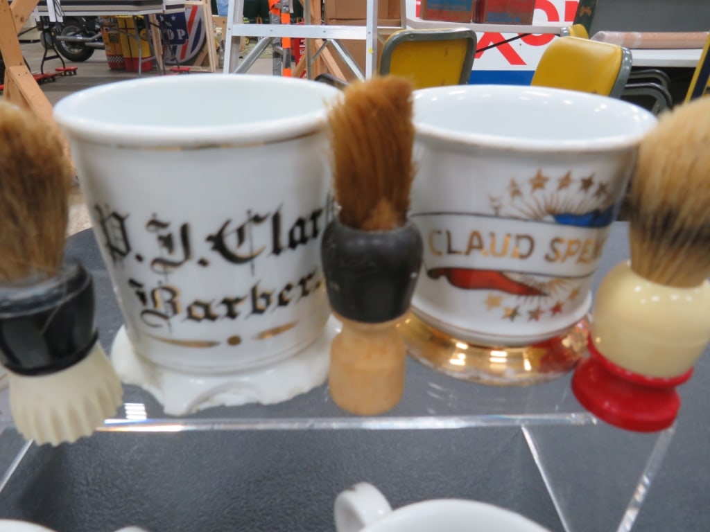 5-Shaving Mugs/5 Brushes - 3