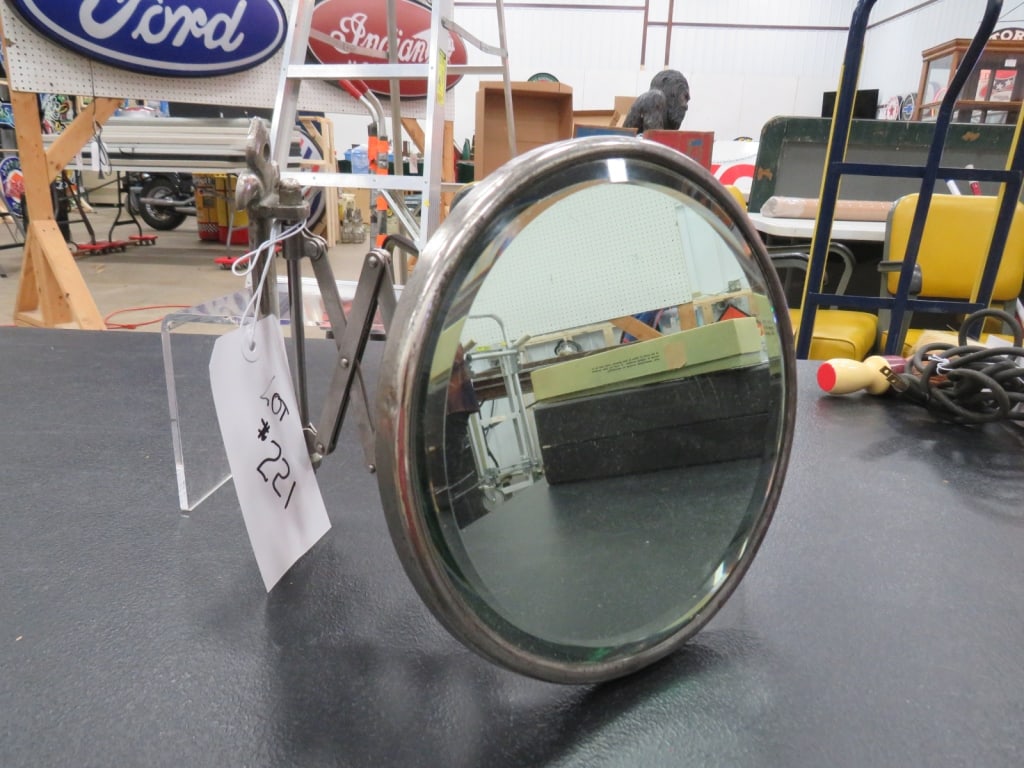 Wall mount Scissor Extension Mirror