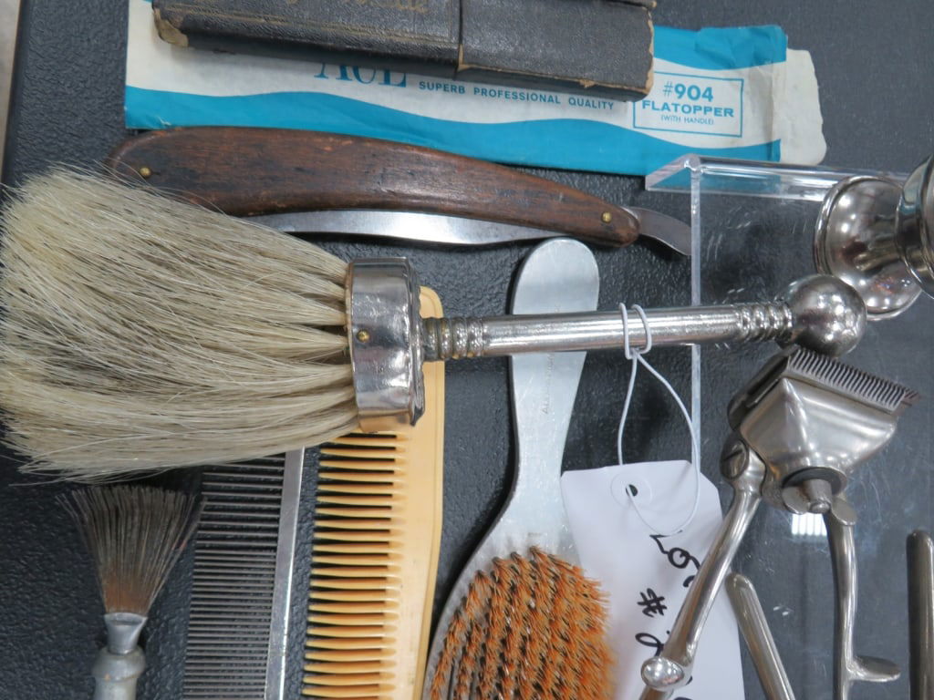 15 pcs Eclectic Barber Items - 3