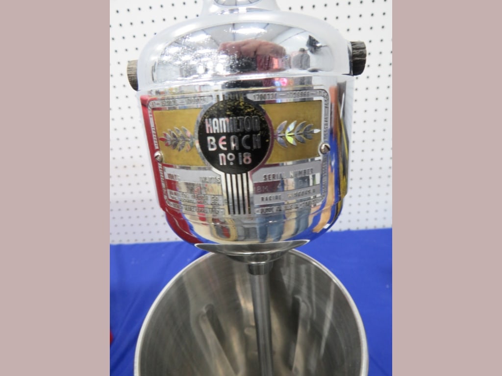 Hamilton-Beach Porcelain Milkshake Maker - 2