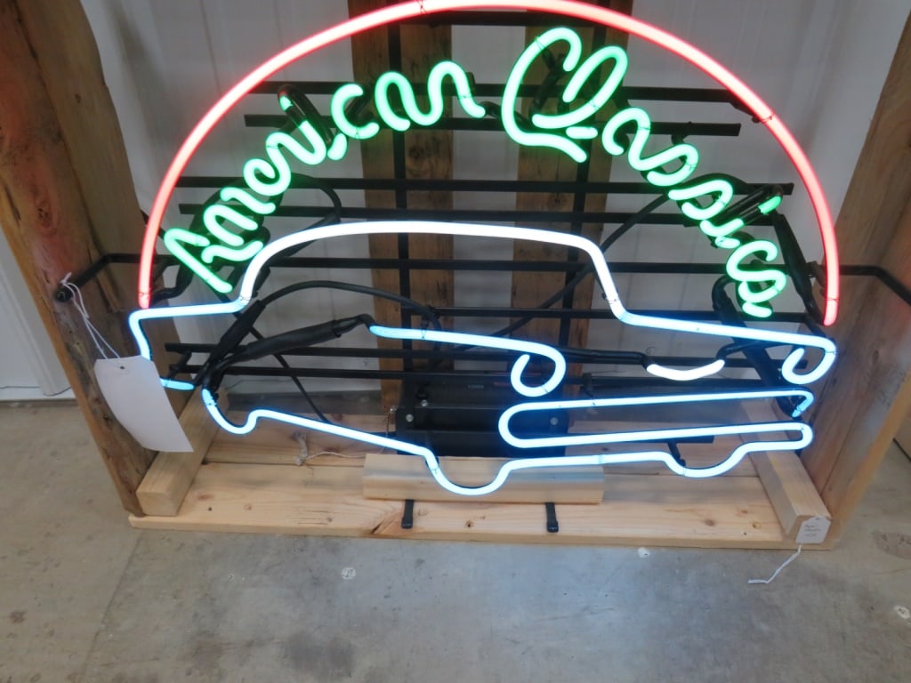 Single-band American Classics Neon Window Light: 21 x 28