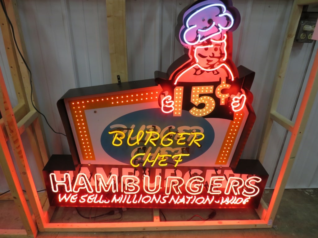 Four-color Canned Neon LED Burger Chef Store Sign: 48 x 48 x 6