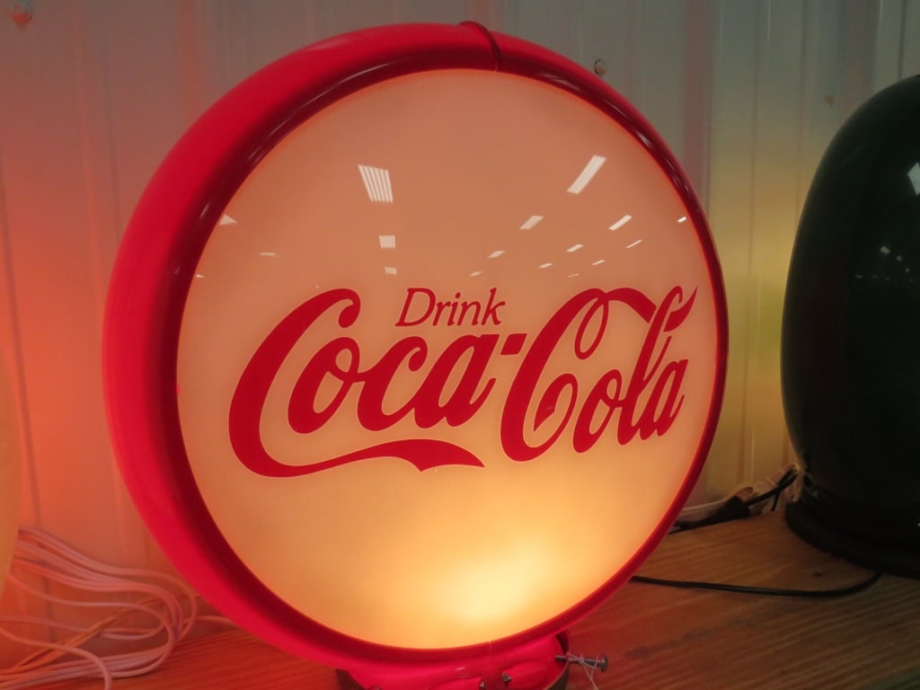 Coca-Cola Gas Pump Globe - 2