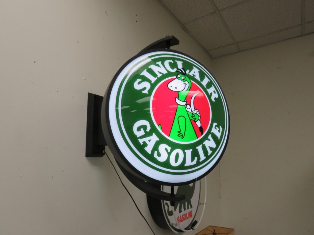 Sinclair Gasoline Spinner - 2