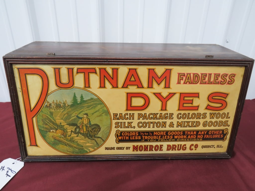 Putnam Dyes Box (1 of 3)