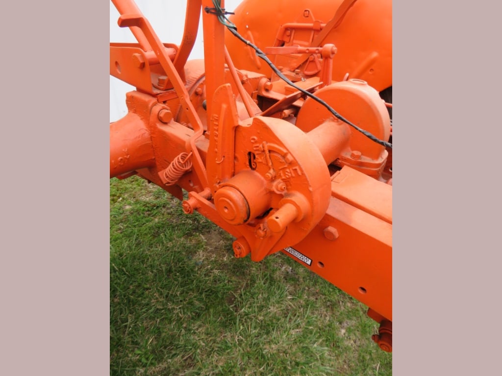 Allis Chalmers Tractor - 17