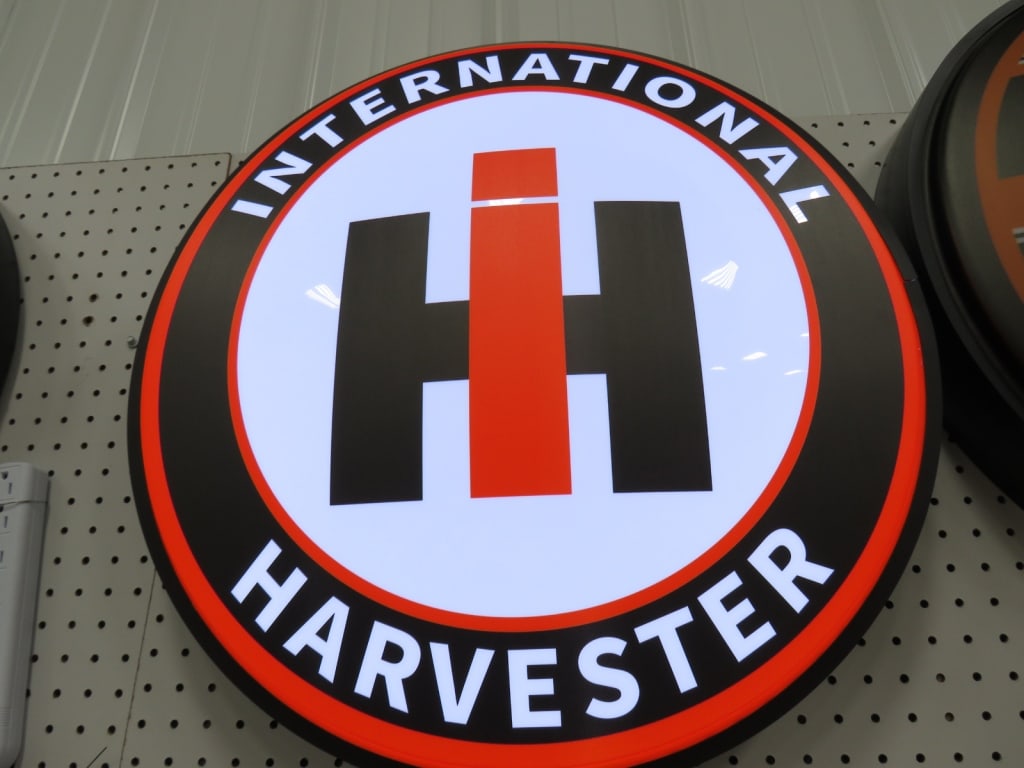 24 inch LED IH Dealer Sign: New Condition w/ Working Light