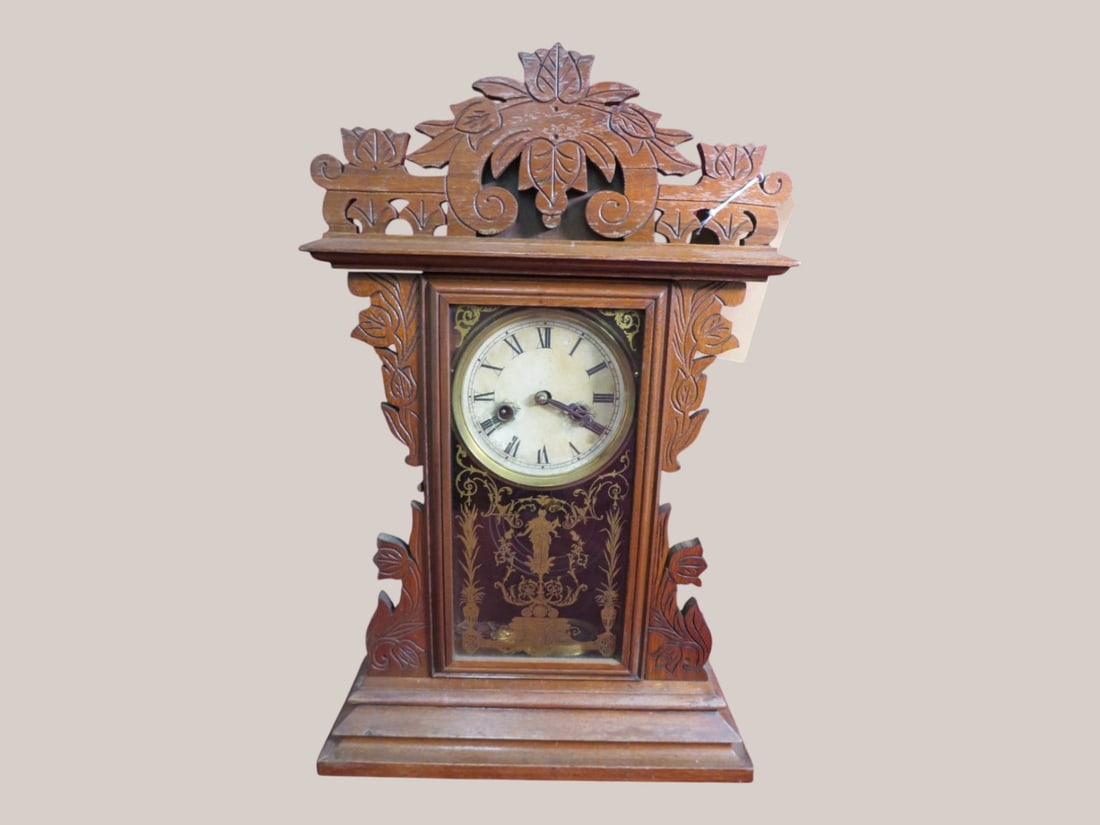Oak Shelf Clock: Unknown condition 20 x 13 x 5