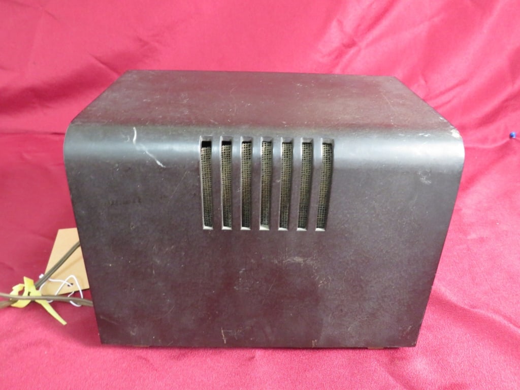 RCA Victor Radio - 5