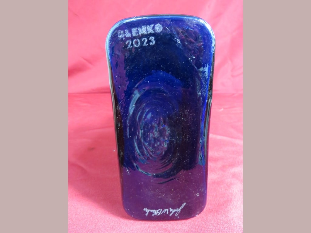 Handcrafted Blenko Sapphire Blue Decanter - 4