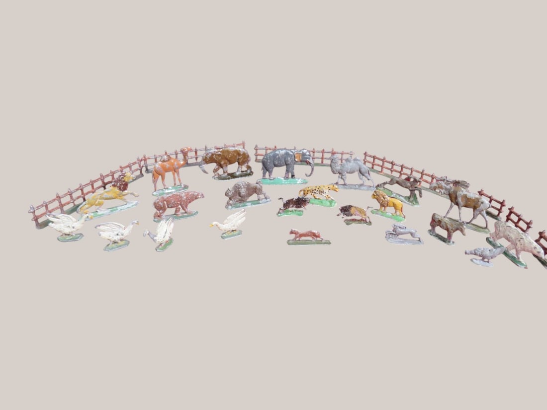 Lead Animals & Fencing: Tiger-Elephant-Moose-Lion 20+ pcs Case included 15 x 8