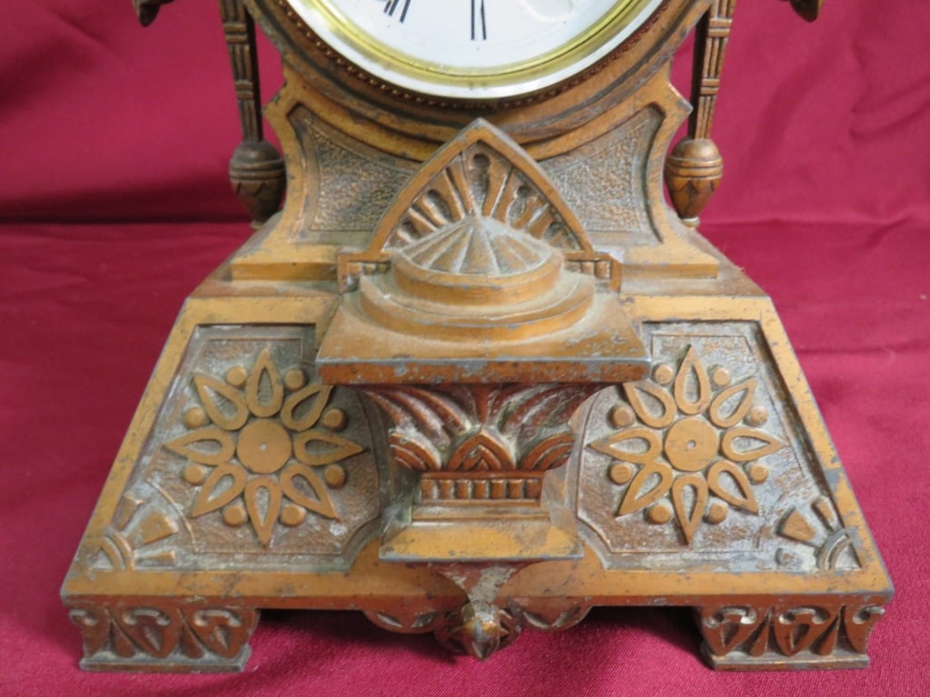 Seth Thomas Cast Metal Mantle Clock - 5