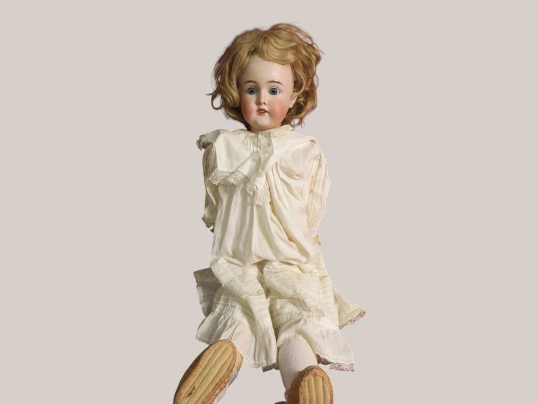 32" German Porcelain Head Queen Louise Doll: w/ Jointed Composite Arms/Legs