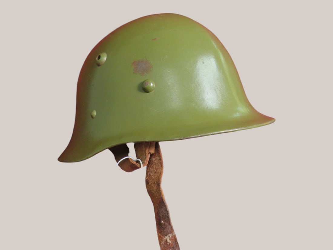 "Bulgarin" M-36 Combat Helmet: Believed to be Bulgarian Orig leather insert