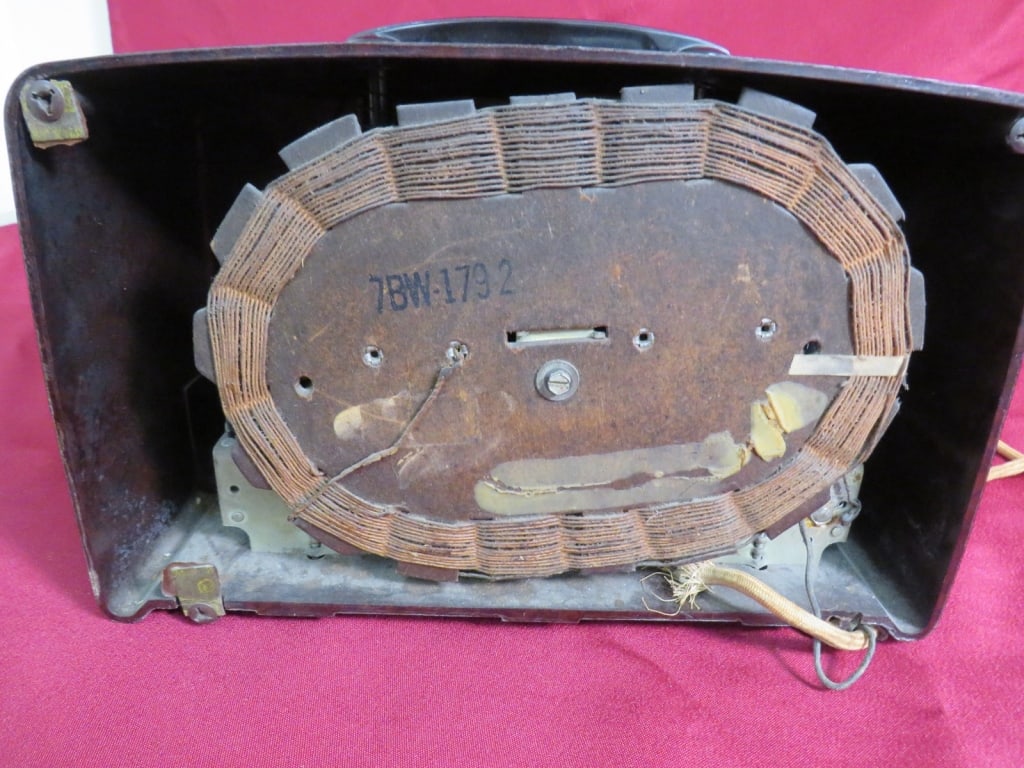 Emerson Radio - 6