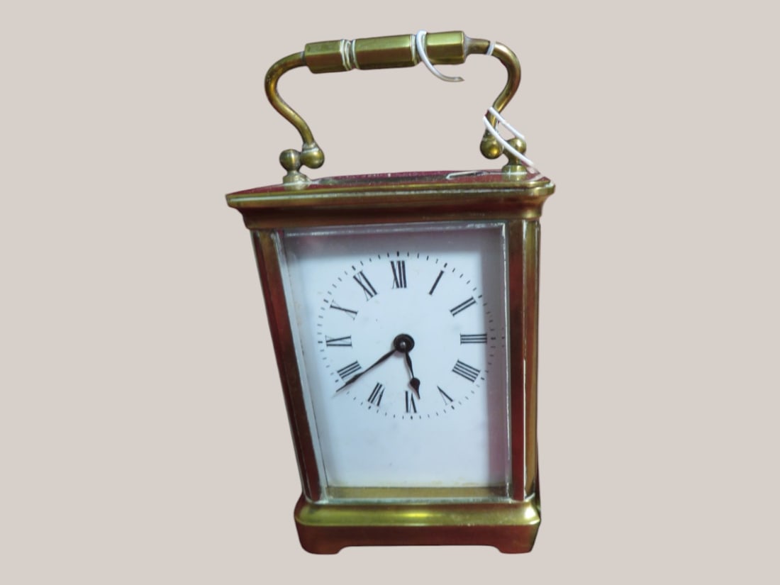 Brass Framed Carriage Clock: Brass/Glass framed 5 x 4 x 3 "As found" condition