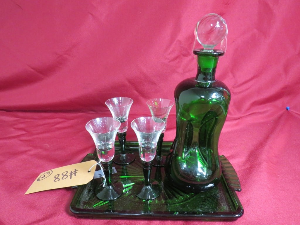 6 pc. Emerald Cocktail Set - 2
