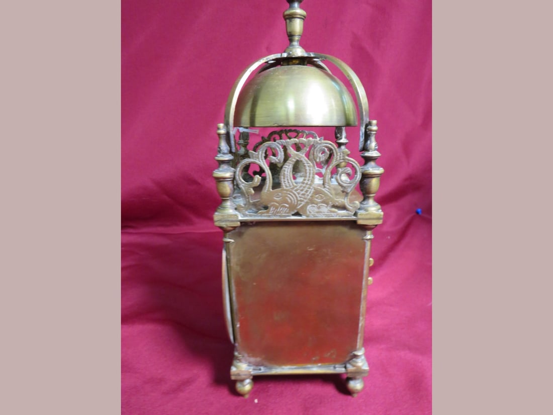 New Haven Square Urn Mantle Clock - 2