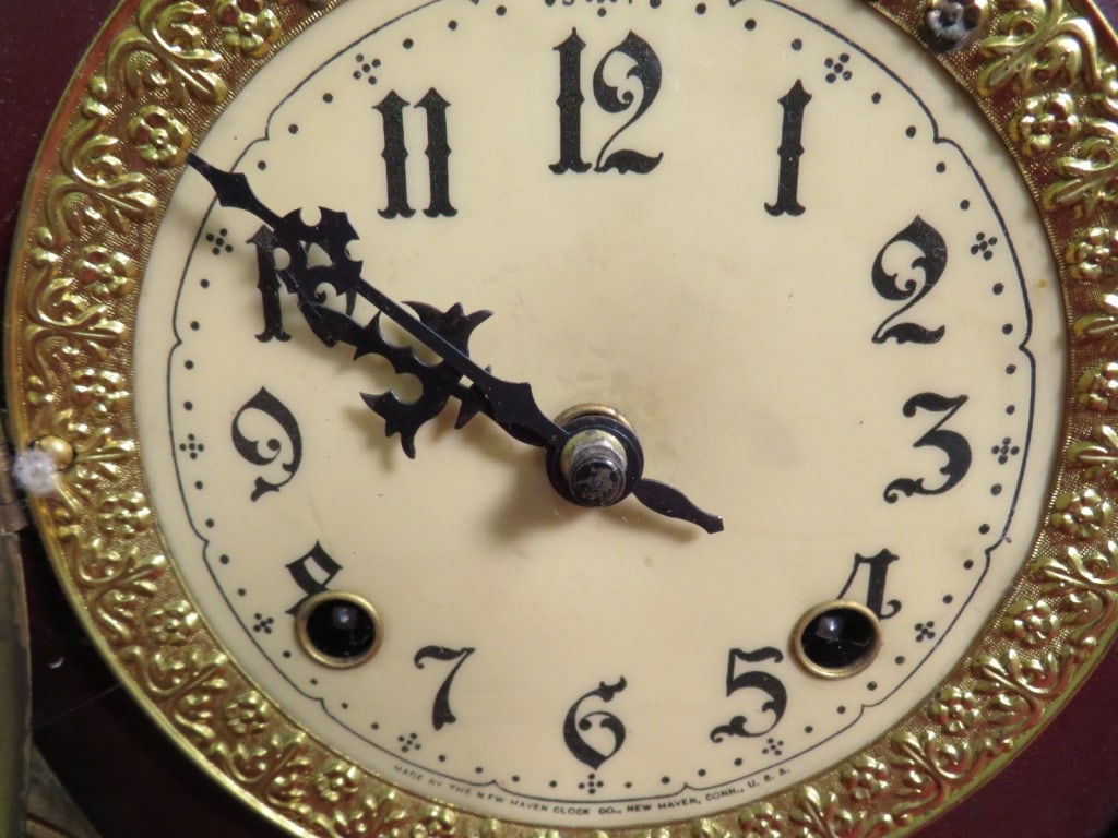 New Haven Square Urn Mantle Clock - 4