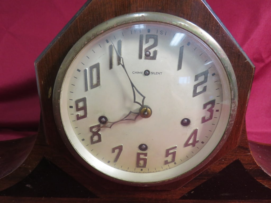 New Haven Mantle Clock-Chime-Silent - 3