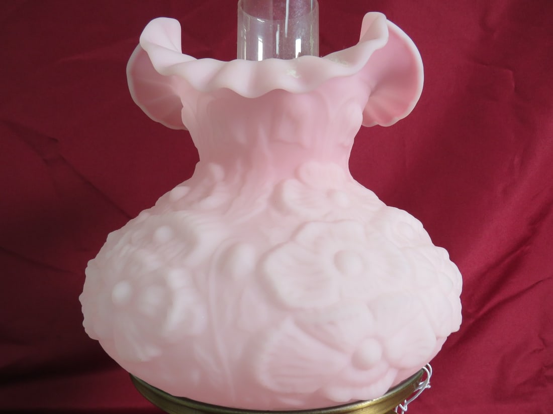 Fenton Pink Satin Lamp - 4
