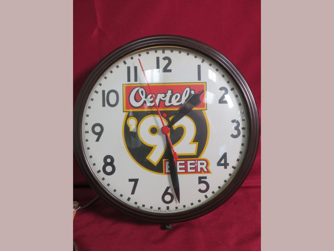 Oertel Brewing Co. Advertising Clock - 2