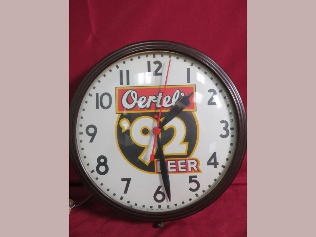 Oertel Brewing Co. Advertising Clock - 3