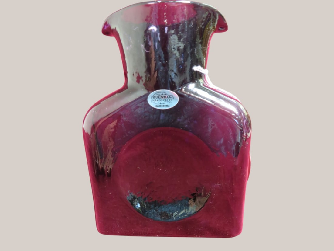 Amethyst Blenko Decanter: 8 x 7 x 3