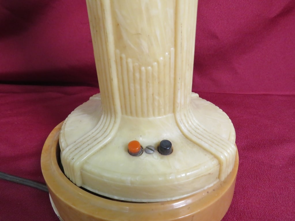 Bakelite Art deco Candle Lamp - 3