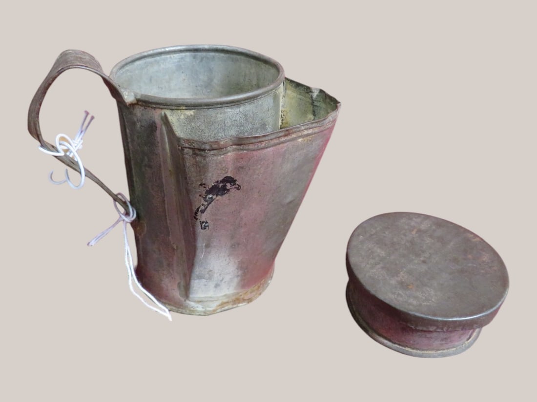 2 pcs Civil War Tin Shaving Mug & Soap Dish (1 of 6)