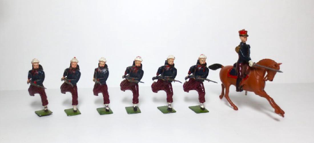 Britains Zouaves with Officer Set #142 (1 of 1)
