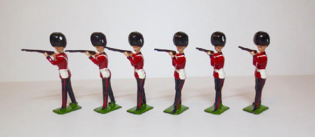 Britains Grenadier Guards Firing (1 of 1)