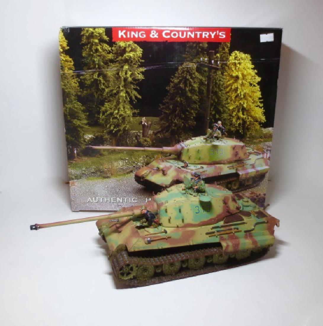 King & Country Tiger II Tank: 3 pieces. Very good condition. Box very good.