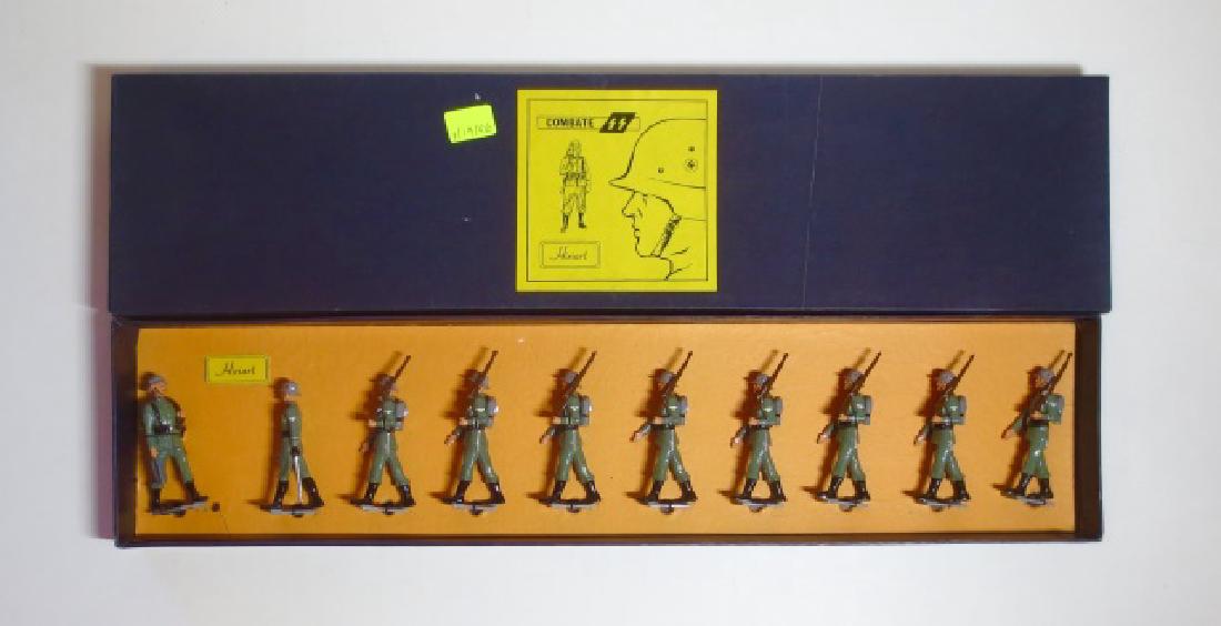Hiriart WW2 German Combat Set (1 of 1)