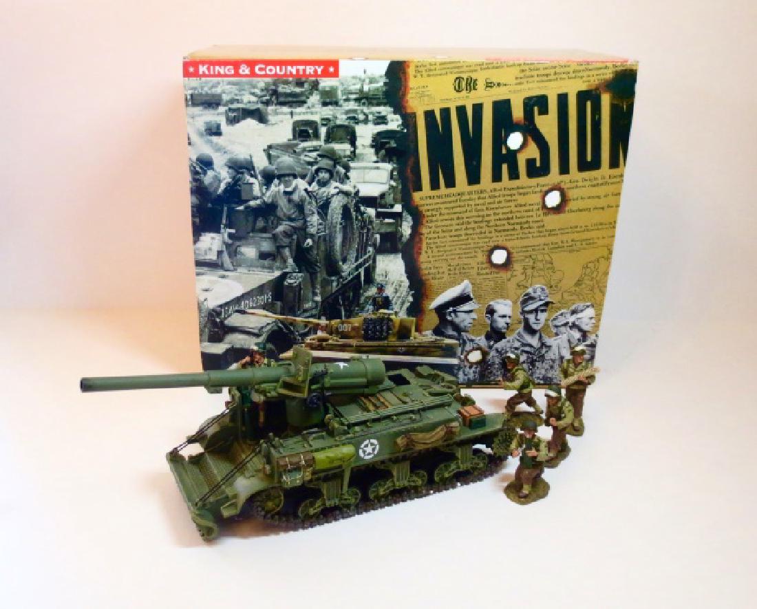 King & Country US M12 Gun Mortar Carriage: #DD078. 6 pieces. Very good condition. Box very good.