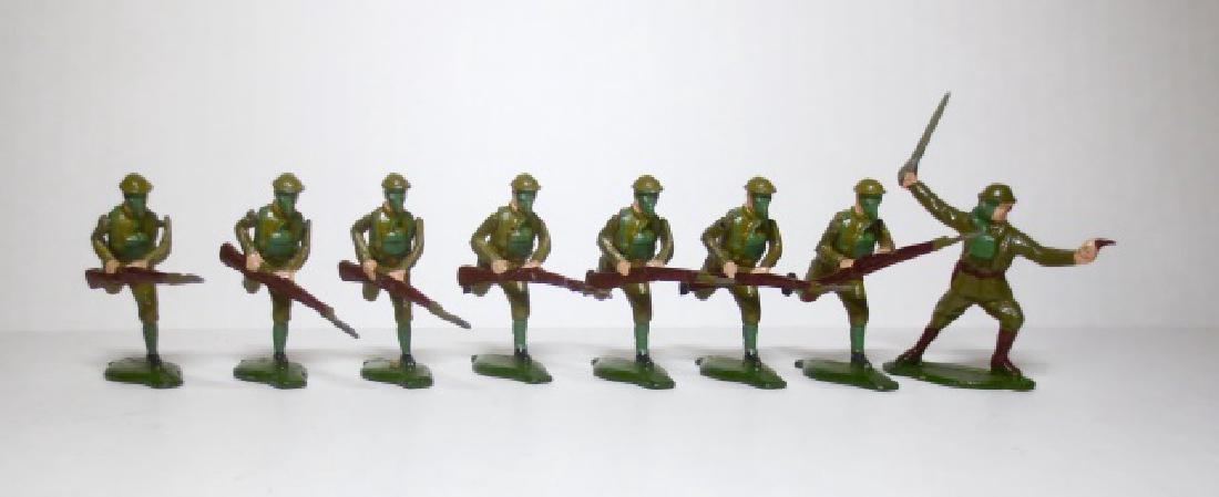 Comet British Infantry in Gas Masks Set: 8 pieces. Very good condition with a bit of paint wear. No box.