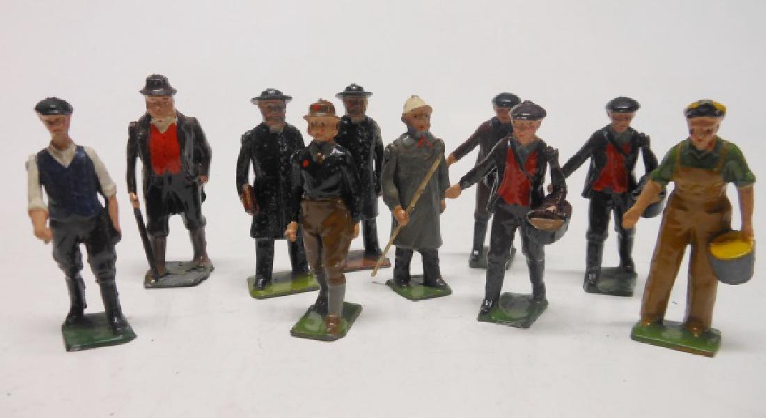 Britains Farm Figures Post War (1 of 1)