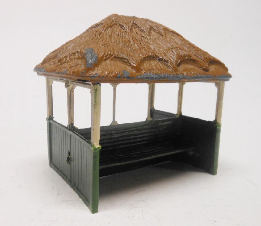 Britains Summer House Set 28MG (1 of 1)