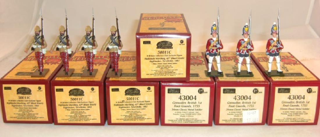 Britains Redcoats 4 x #50011c Highlander Marching (1 of 1)