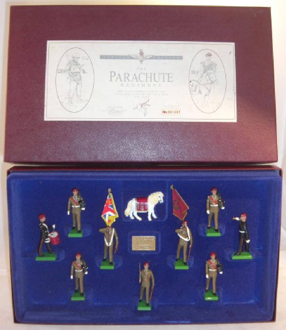 Britains Limited Edition #5190 The Parachute Reg.: #5190 The Parachute Regiment; No. 001097 of 6,000 in packing box No. 001097; 10 figures; excellent in excellent box