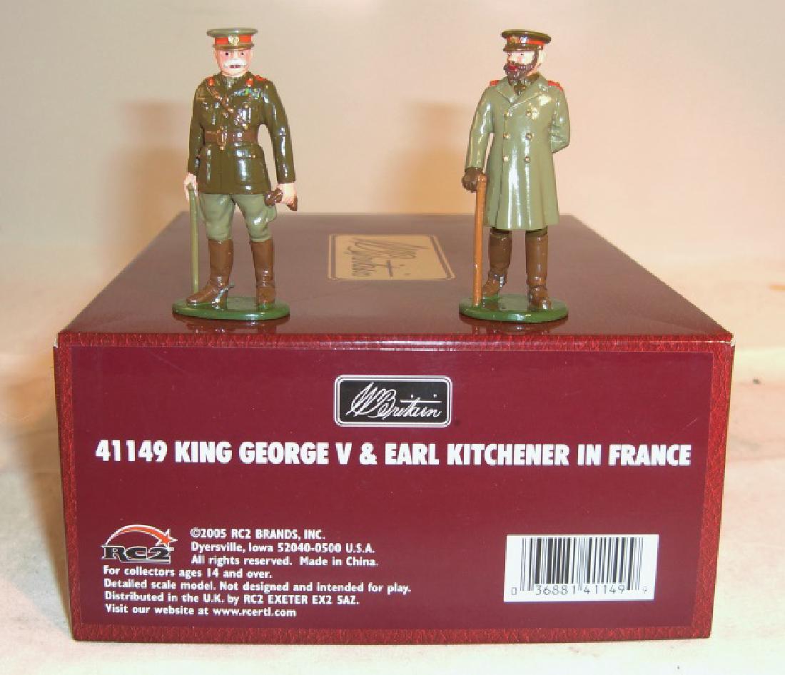 Britains King George & Earl Kitchener #41149: #41149; in France; 2 figures; excellent in excellent box